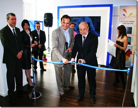 Romtelecom Yorgos Yoannidis, CEO,  Joerg Zeddies, Director Executiv Comercial, Segment Rezidenţial