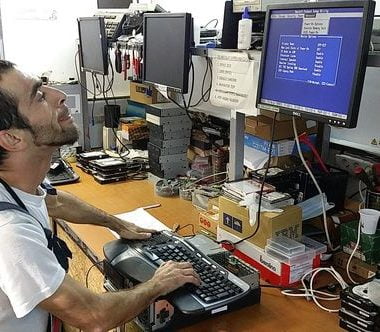 Ateliere fara frontiere reciclare computere